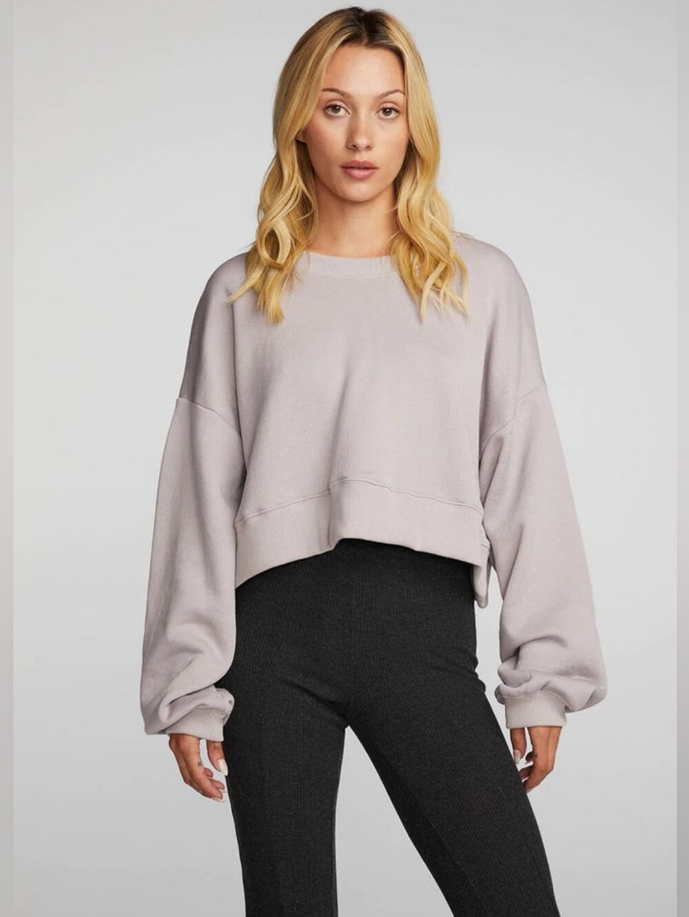 Tna Aritzia Pink Cropped Sweatshirt Raw Hem Pullover Medium M